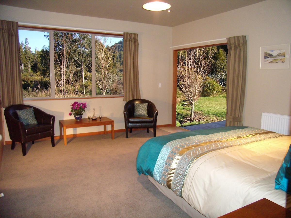 Paramata Lodge Kakapotahi Zimmer foto